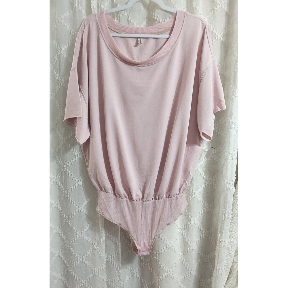 NWOT Size Medium‎ Free People Short Sleeve Bodice Bodysui